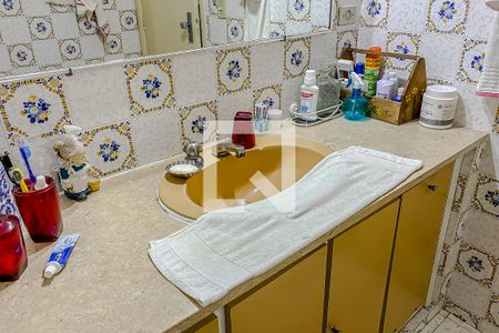 Casa à venda com 250m², 3 quartos e 7 vagasDetalhe Banheiro 2