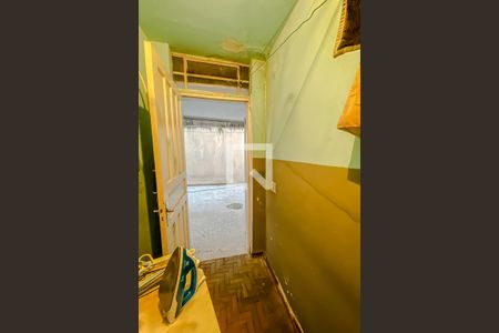 Casa à venda com 250m², 3 quartos e 7 vagasLavanderia