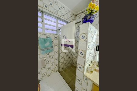 Casa à venda com 250m², 3 quartos e 7 vagasBanheiro 2