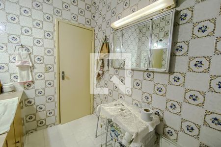 Casa à venda com 250m², 3 quartos e 7 vagasBanheiro 2