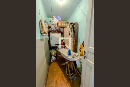 Casa à venda com 250m², 3 quartos e 7 vagasLavanderia