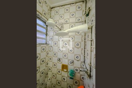 Casa à venda com 250m², 3 quartos e 7 vagasDetalhe Banheiro 2