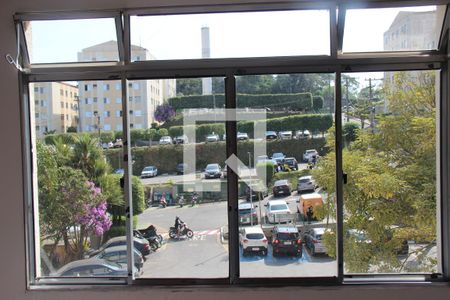 Sala de Estar de apartamento para alugar com 2 quartos, 60m² em Jardim Caiapia, Cotia