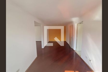Sala de Estar de apartamento para alugar com 2 quartos, 60m² em Jardim Caiapia, Cotia