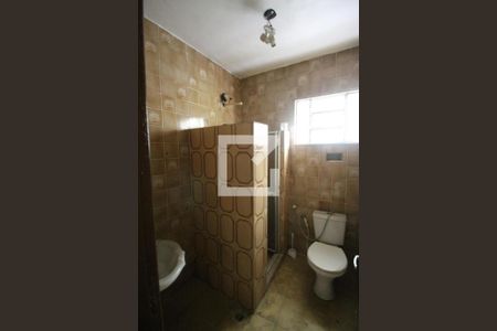 Casa para alugar com 77m², 2 quartos e sem vagaBanheiro