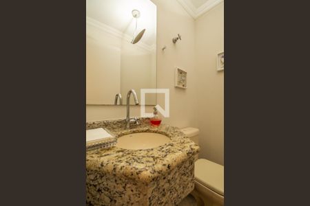 Apartamento para alugar com 204m², 4 quartos e 2 vagas Apartamento para alugar com 204m², 4 quartos e 2 vagasLavabo