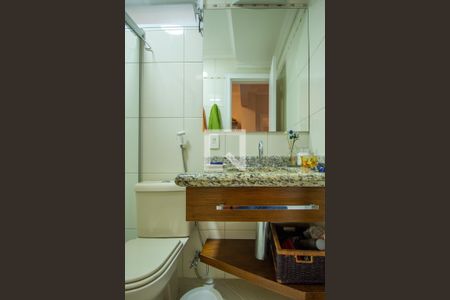 Apartamento para alugar com 204m², 4 quartos e 2 vagas Apartamento para alugar com 204m², 4 quartos e 2 vagasBanheiro