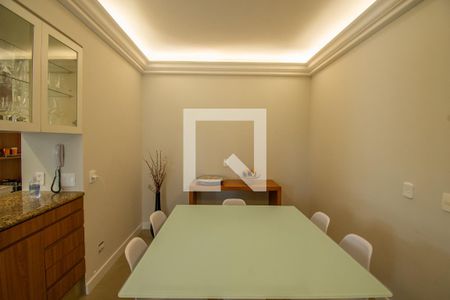 Apartamento para alugar com 204m², 4 quartos e 2 vagas Apartamento para alugar com 204m², 4 quartos e 2 vagasCopa