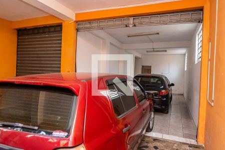 Casa à venda com 250m², 3 quartos e 1 vaga Casa à venda com 250m², 3 quartos e 1 vagaGaragem