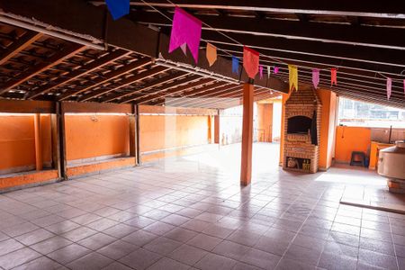 Casa à venda com 250m², 3 quartos e 1 vaga Casa à venda com 250m², 3 quartos e 1 vagaVaranda Gourmet