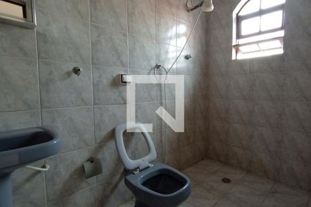 Casa à venda com 250m², 3 quartos e 1 vaga Casa à venda com 250m², 3 quartos e 1 vagaBanheiro Suíte 2