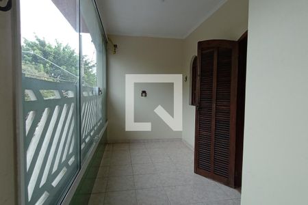 Varanda da Sala de casa para alugar com 3 quartos, 250m² em Vila Nhocune, São Paulo