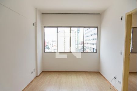 Sala de apartamento para alugar com 1 quarto, 39m² em Liberdade, São Paulo