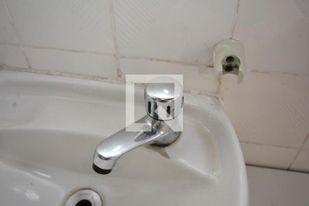 Casa para alugar com 60m², 1 quarto e sem vagaBanheiro do Segundo Piso - Torneira