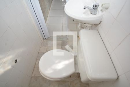 Casa para alugar com 60m², 1 quarto e sem vagaBanheiro do Segundo Piso