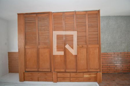 Sala/Quarto - Armário de casa para alugar com 1 quarto, 60m² em Vila Kosmos, Rio de Janeiro