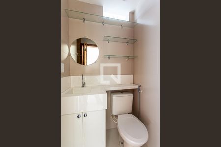 Apartamento para alugar com 70m², 3 quartos e 1 vaga Apartamento para alugar com 70m², 3 quartos e 1 vagaBanheiro