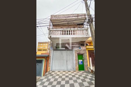 Casa para alugar com 125m², 2 quartos e sem vagaFachada