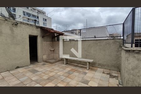 Apartamento à venda com 60m², 2 quartos e sem vagaÁrea Comum - Playground