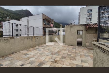 Apartamento à venda com 60m², 2 quartos e sem vagaÁrea Comum - Playground