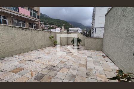 Apartamento à venda com 60m², 2 quartos e sem vagaÁrea Comum - Playground