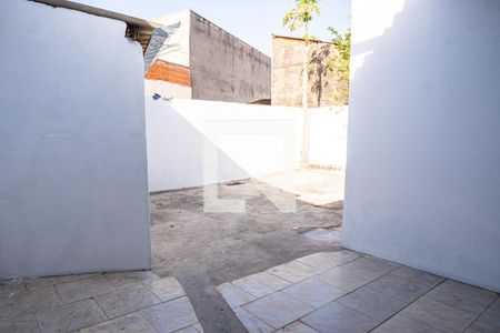 Casa para alugar com 71m², 2 quartos e sem vagaÁrea de Serviço