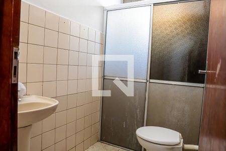 Casa para alugar com 71m², 2 quartos e sem vagaBanheiro