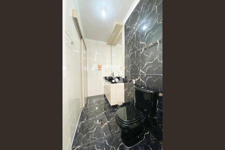 Apartamento à venda com 235m², 3 quartos e 1 vagaBanheiro 2