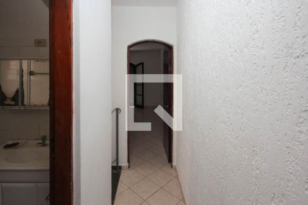 Corredor de casa para alugar com 2 quartos, 119m² em Vila Tolstoi, São Paulo