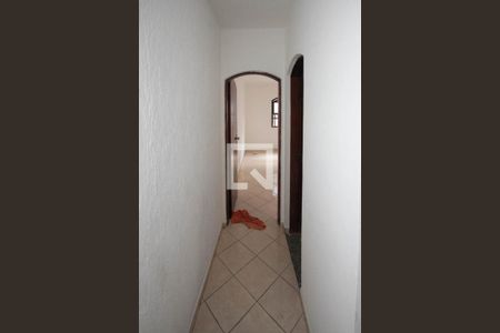 Corredor de casa para alugar com 2 quartos, 119m² em Vila Tolstoi, São Paulo