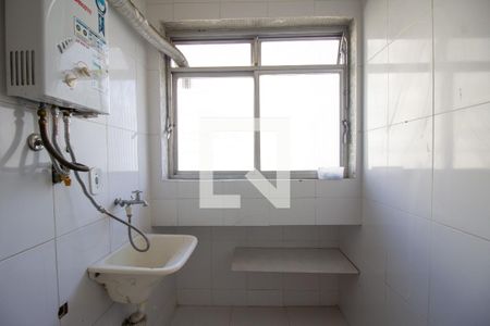 Apartamento para alugar com 58m², 2 quartos e 2 vagas Apartamento para alugar com 58m², 2 quartos e 2 vagasCozinha e Área de Serviço