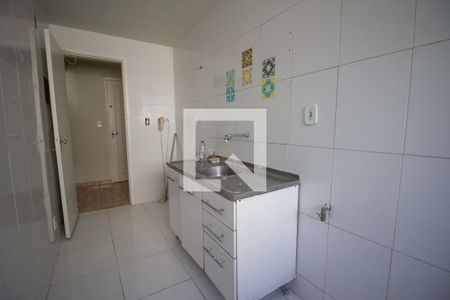 Cozinha e Área de Serviço de apartamento para alugar com 2 quartos, 58m² em Barra da Tijuca, Rio de Janeiro
