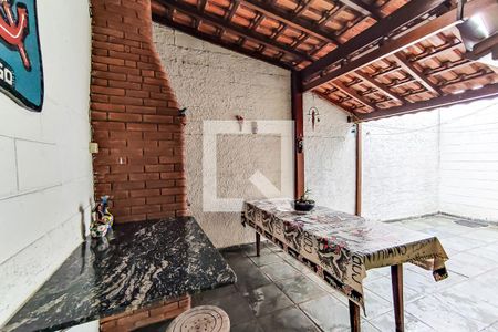 Casa de condomínio para alugar com 125m², 3 quartos e 3 vagasChurrasqueira