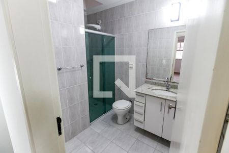 Banheiro Corredor de casa de condomínio à venda com 3 quartos, 125m² em Parque Assunção, Taboão da Serra