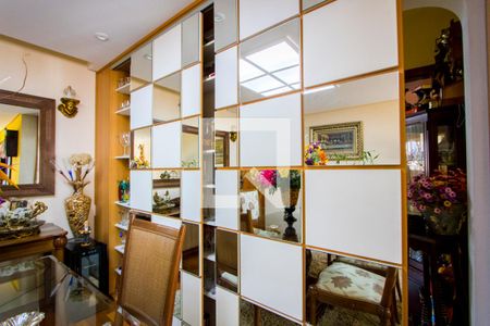 Detalhes da sala de apartamento à venda com 3 quartos, 123m² em Vila Gilda, Santo André
