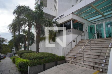 Apartamento à venda com 37m², 1 quarto e 1 vagaFachada e portaria