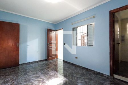 Casa à venda com 250m², 4 quartos e 5 vagasSuíte 2