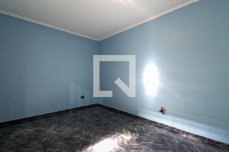 Casa à venda com 250m², 4 quartos e 5 vagasSuíte 2