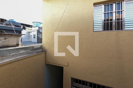 Casa à venda com 250m², 4 quartos e 5 vagasVista da Área de Serviço