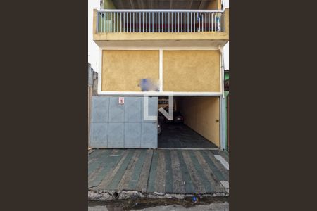 Casa à venda com 250m², 4 quartos e 5 vagasFachada da casa