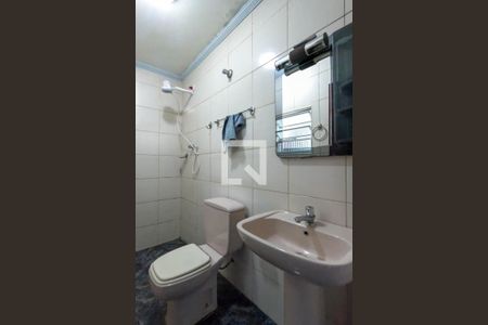 Casa à venda com 250m², 4 quartos e 5 vagasBanheiro da Suíte 2