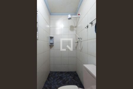 Casa à venda com 250m², 4 quartos e 5 vagasBanheiro da Suíte 2