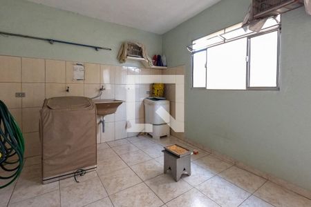 Casa à venda com 250m², 4 quartos e 5 vagasÁrea de Serviço