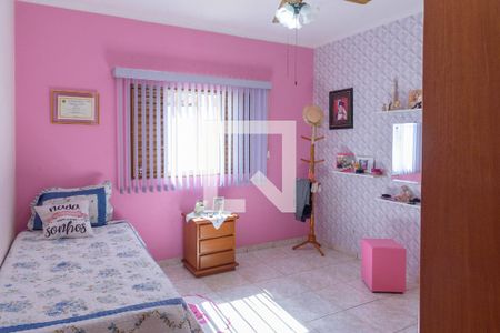 Casa à venda com 164m², 3 quartos e 3 vagasQuarto 2