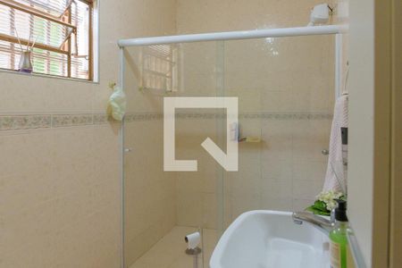 Casa à venda com 164m², 3 quartos e 3 vagasBanheiro da Suíte
