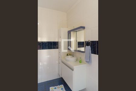 Casa à venda com 164m², 3 quartos e 3 vagasBanheiro