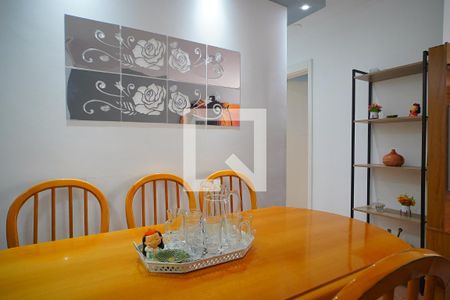 Sala  de apartamento à venda com 2 quartos, 62m² em Sarandi, Porto Alegre