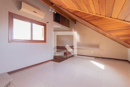 Casa de condomínio à venda com 250m², 3 quartos e sem vagaSótão