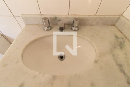 Casa de condomínio à venda com 250m², 3 quartos e sem vagaBanheiro