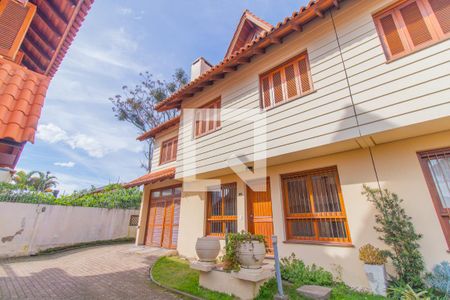 Casa de condomínio à venda com 250m², 3 quartos e sem vagaFachada